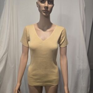 Ellen Tracy Tan V-Neck Short Sleeve Tee